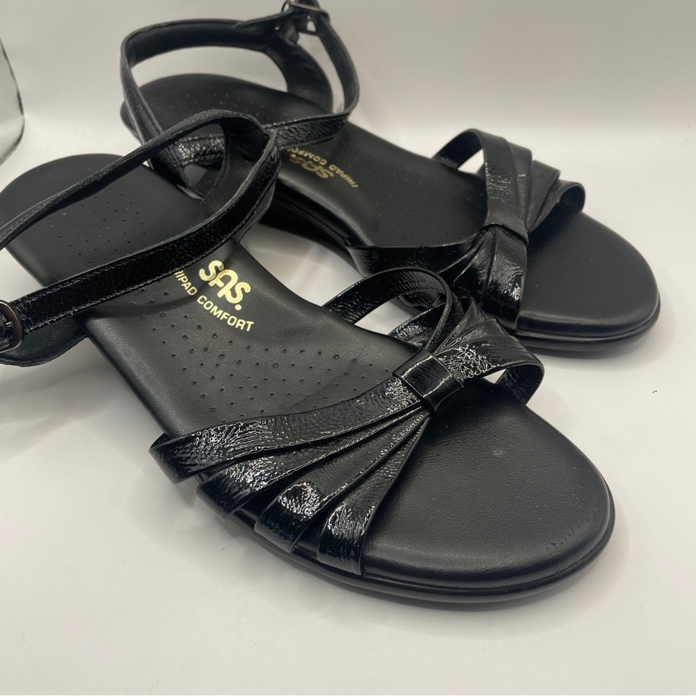 SAS USA Sandal Women's Strappy Low Heel Ankle Strap black  Leather 8 WW